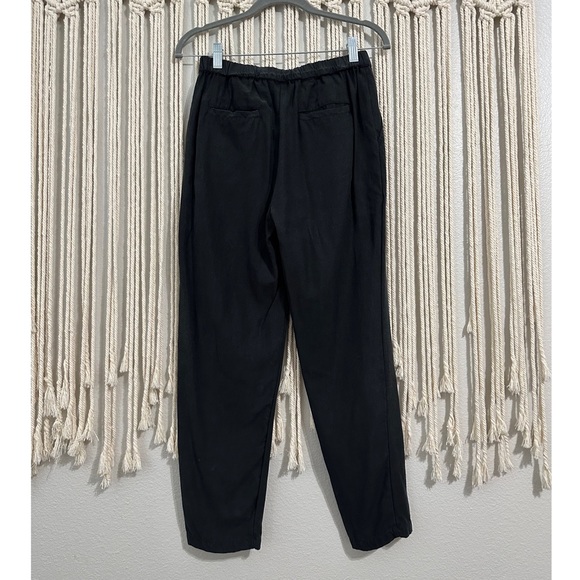 VETTA The Tencel Tapered Pant - Picture 5 of 10